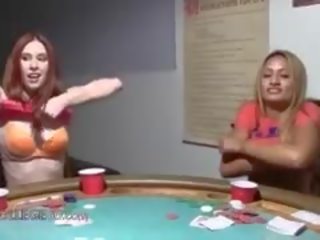 তরুণ মেয়েরা coitus উপর যৌন উত্তেজনা তৈরী রাত