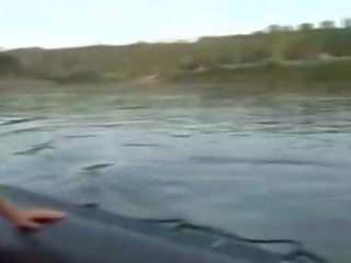 Две надуваема кукла кучки правене то на fisherboat