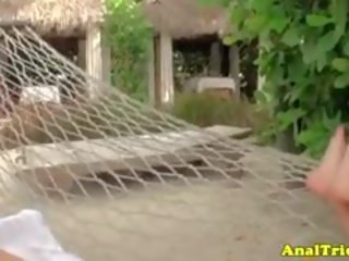 Анал перший timer азіатська є пальчатий на її солодка дупа