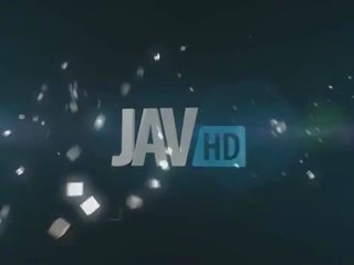 Съблазнителен азиатки медицинска сестра в стегнат бял чорапогащник играя с тя мокри грабване