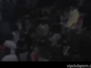 Magnificent підлітки миготливий peachy кицьки під спідницею на a vip se