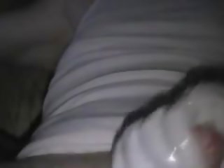 Мой намазан с олио нагоре вал и голям натоварване