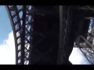 Eiffel tower публичен мръсен филм