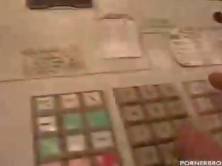 Грудаста матуся прийняття солодка сперма від greatness отвір