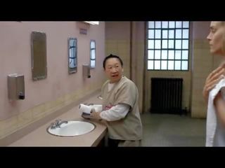 泰勒 schilling 和 ruby 玫瑰 夾 一些 奶 和 屁股