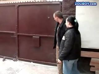 Аматьори двойка писинг и чукане