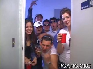Hq 掃平 黨 vid
