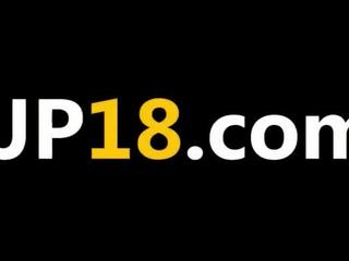 Гіно іграшка усередині з її чудовий манда