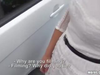 섹시한 hitchhiker 비탄 여우 같은 공공의 씨발