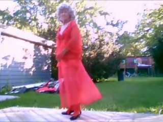 Домашно cd в негов двор