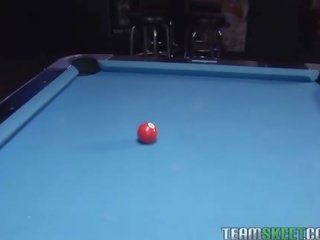 Лисий верблюжа лапка з a чарівний ціпонька endures ramming