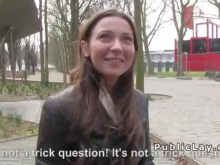 Бельгійка красуня відстій статевий член в публічний