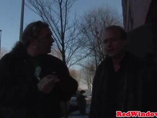 Creampied датчани кучки entertains туристически
