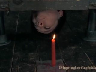 Приборкання a міцний з кляпом у роті deity