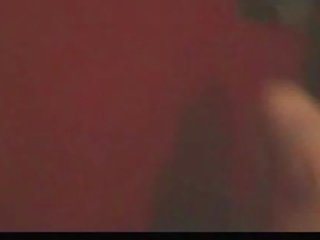 Attractive তরুণ নাদুশনুদুশ গ্রাস কাম