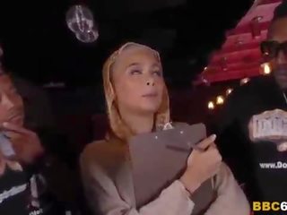 Арабська harlot aaliyah hadid користується анал груповий секс