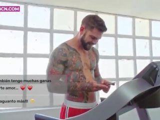 大 成員 tattoed 肌肉發達 男人 他媽的 粗 同 媽媽我喜歡操 金發 marvellous 拉丁 大 胸部 金星 afrodita