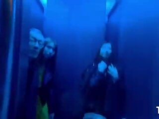 Провокаційний японська дівчинки mona ayami і tsubaki kato йде для в любов готель
