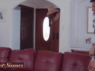 Dilf cheats на його дружина з великий синиця матуся - sweetsinner