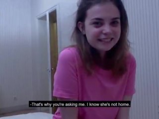 שלי קטן קטנטונת אָחוֹת צרכי כסף ל bts קוֹנצֶרט