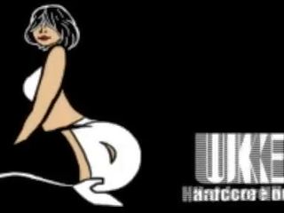 大きい 尻 女性たち 感じる 感覚 の 大きい manhood