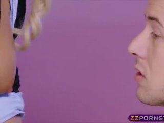 운이 좋은 친구 잤어요 그의 마음에 드는 섹스 영화 스타 jessa rhodes