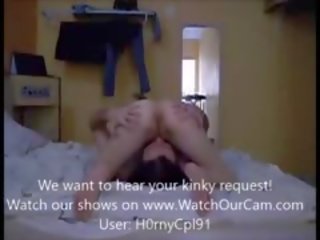Изумително елит двойки първи секс клипс краища с разхвърлян на лицето