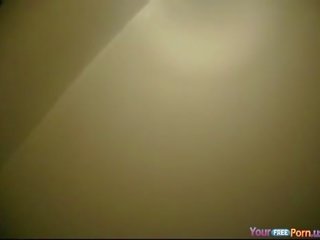 মহান এশিয়ান ভদ্রমহিলা চিৎকার এর আনন্দ