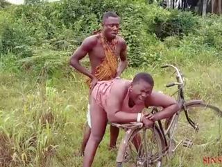 Dirty movie WITH THE KING'S WIFE IN THE BUSH