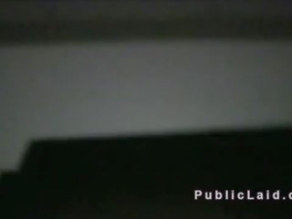 Унгарски гадно голям джонсън в публичен