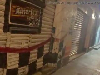 Se fue де pinta y se masturba ен ла calle hasta lograr оон еакулация