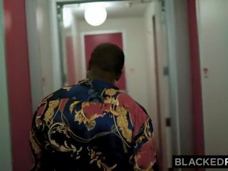 Blackedraw жаклін тейлор отримує a біб сюрприз для її день народження