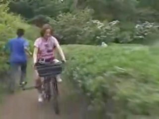 Japanese darling Masturbated While Riding A Specially Modified dirty clip Bike!