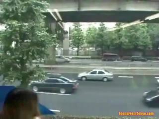 Чукане вътре пълен изглед