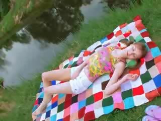 Онанизъм на на зелен glade в евро